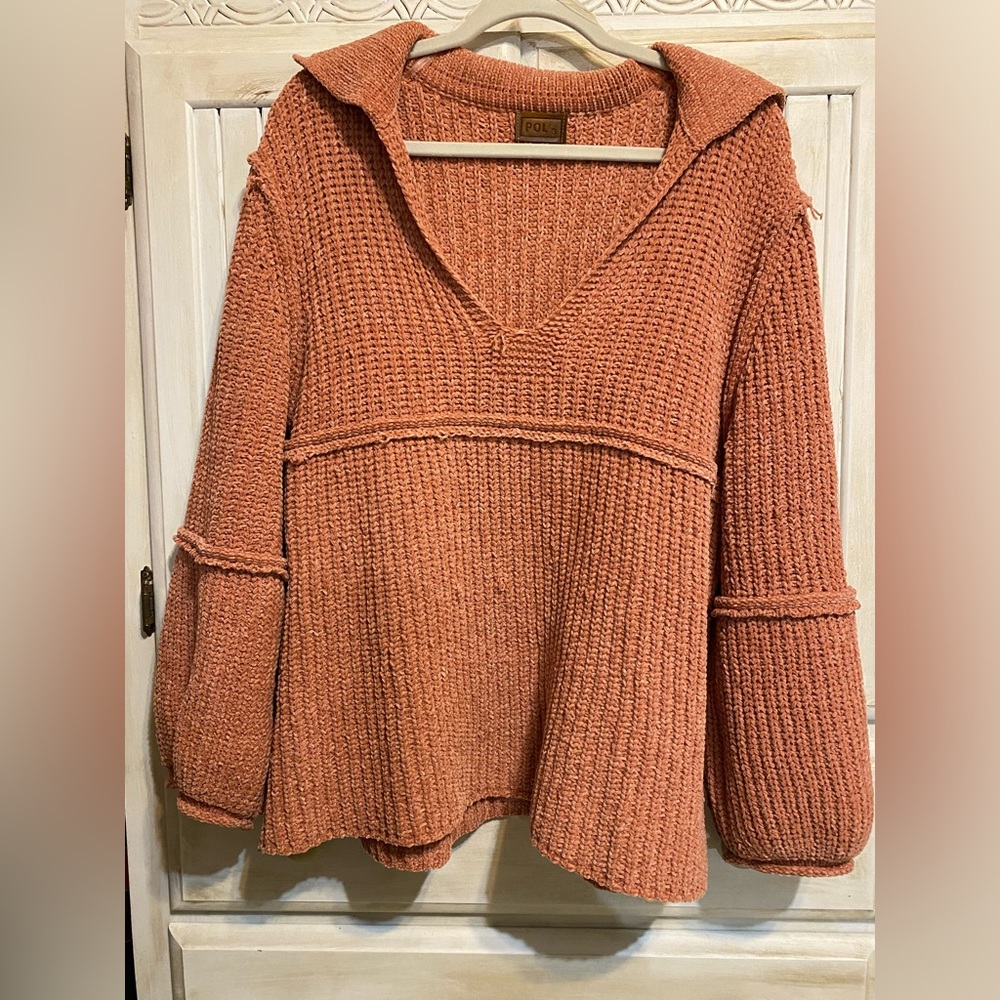 Women’s pullover/top